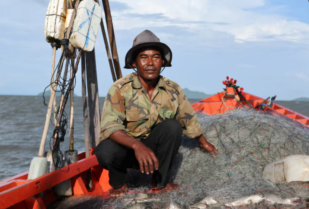 As the Sea Warms, Struggling Cambodian Fishermen Seek to Preserve Crab Stocks